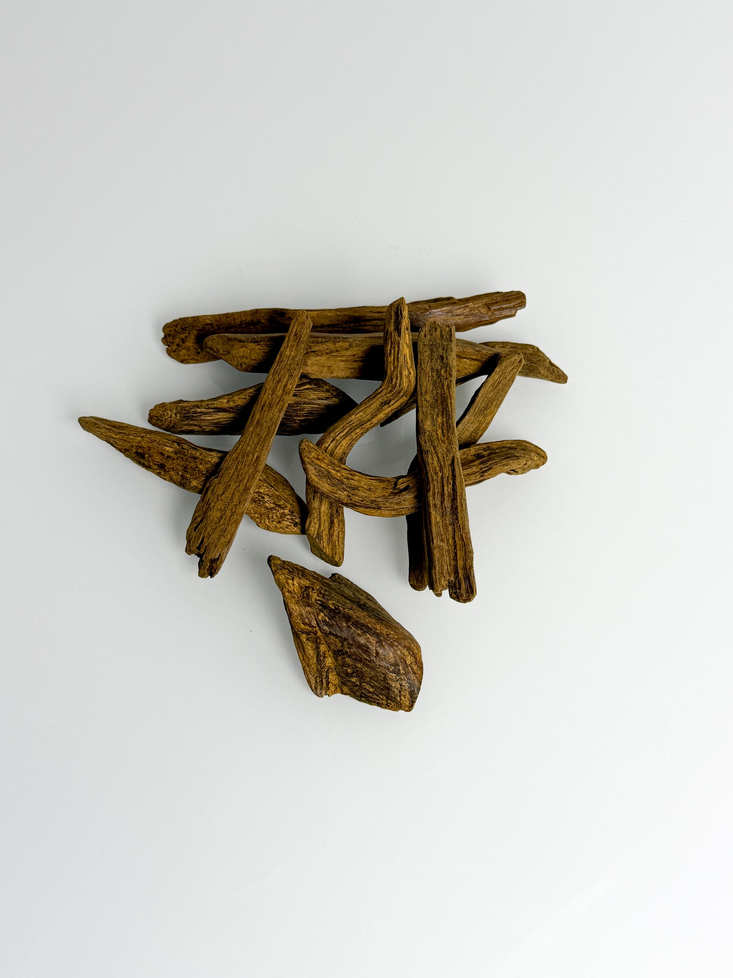 CAMBODI OUD CHIPS - 24 Grams