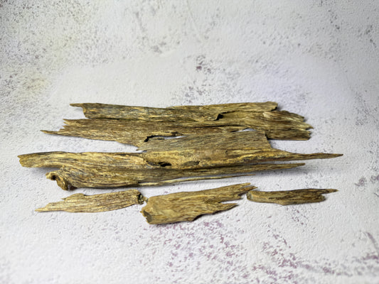 JURA AGARWOOD CHIPS AA ( INDIA ) - 10 Grams