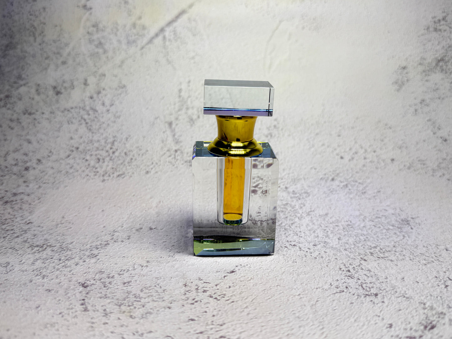 HAFEEF AL OUD - Private Collection