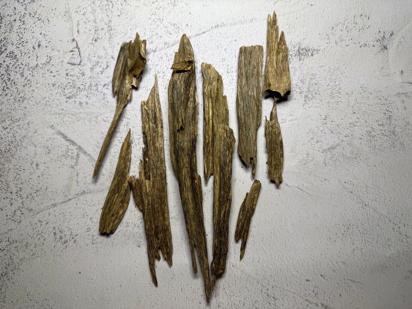 JURA AGARWOOD CHIPS AA  ( INDIA ) - 5 Grams