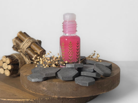 1/4 tola - 3g Ruby Musk - White Musk with a hint of Shafi Oud, South Africa - Shafi Oud Fragrances, Luxury bottled Arabian Scents - for women