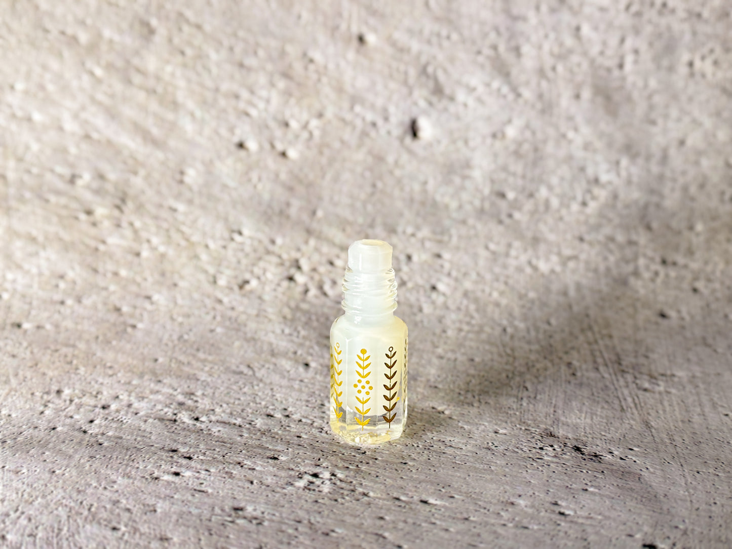 ROYAL MUSK 1/4 Tola - Luxury Collection
